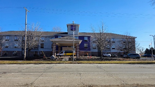 Sleep Inn & Suites Airport image 2